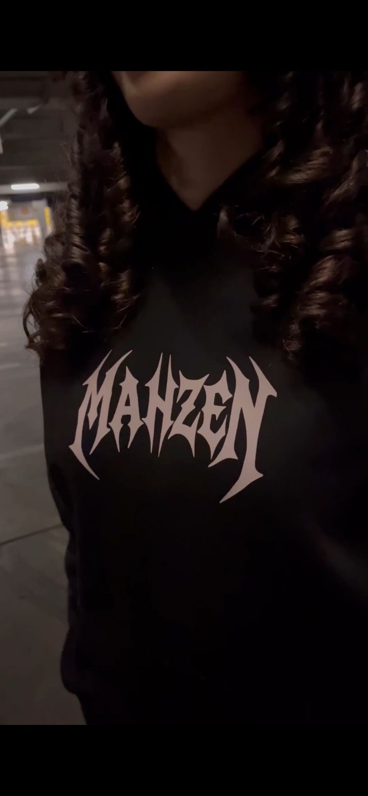 MAHZEN Star hoodie.