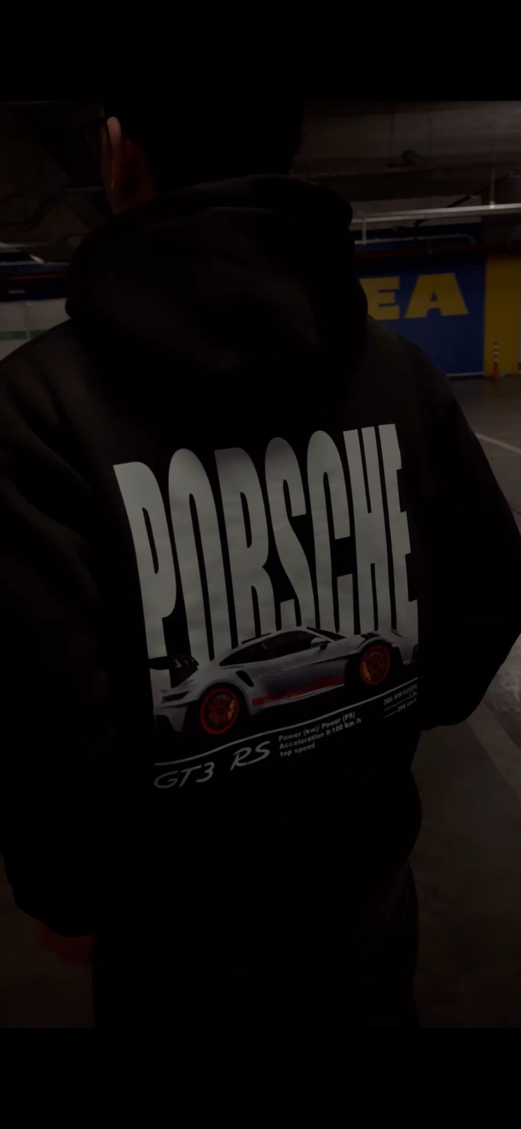 MAHZEN Porsche hoodie.