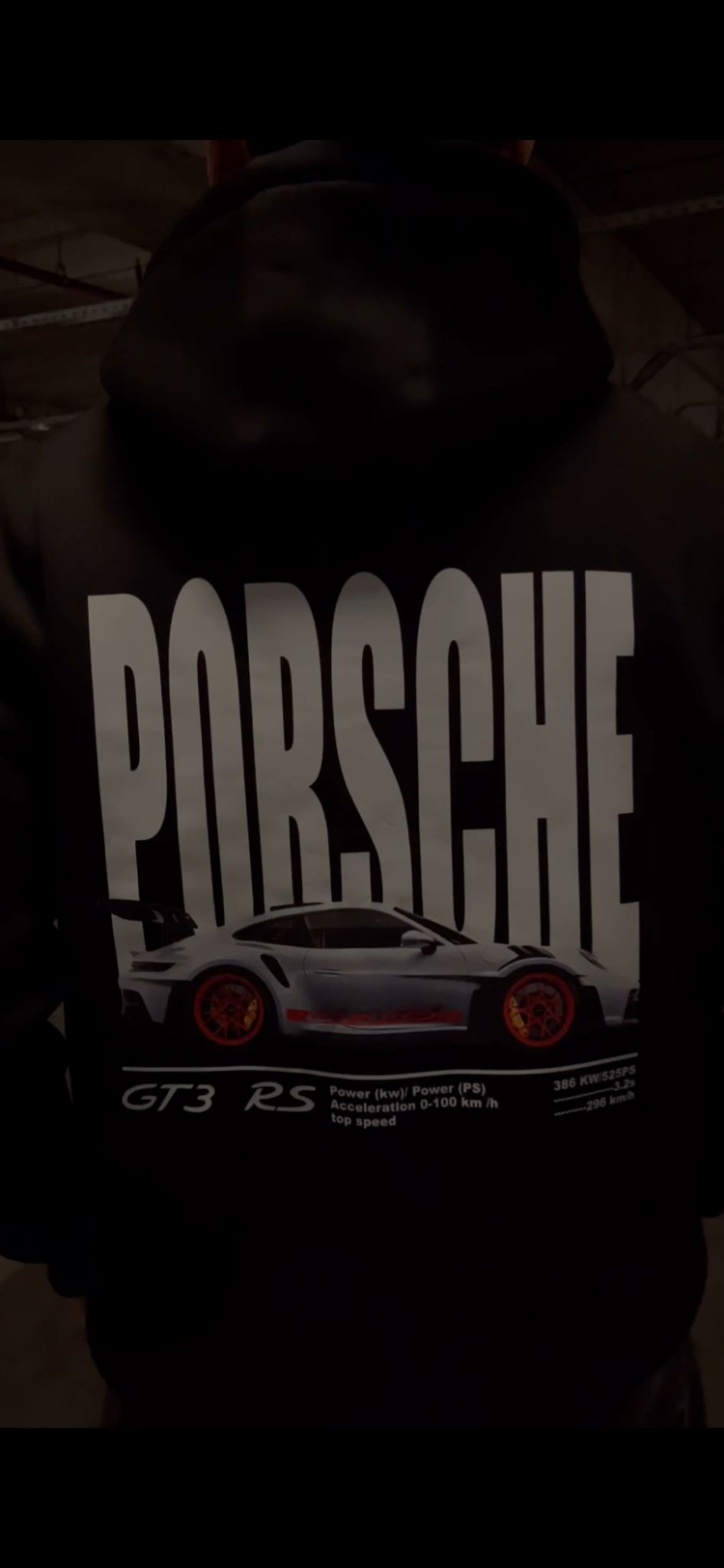 MAHZEN Porsche hoodie.