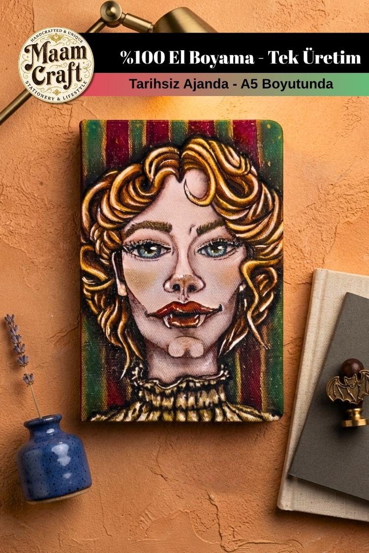 Vintage Vampire Lady - Ressam Elinden Orijinal El Boyaması Kanvas Tarihsiz Ajanda