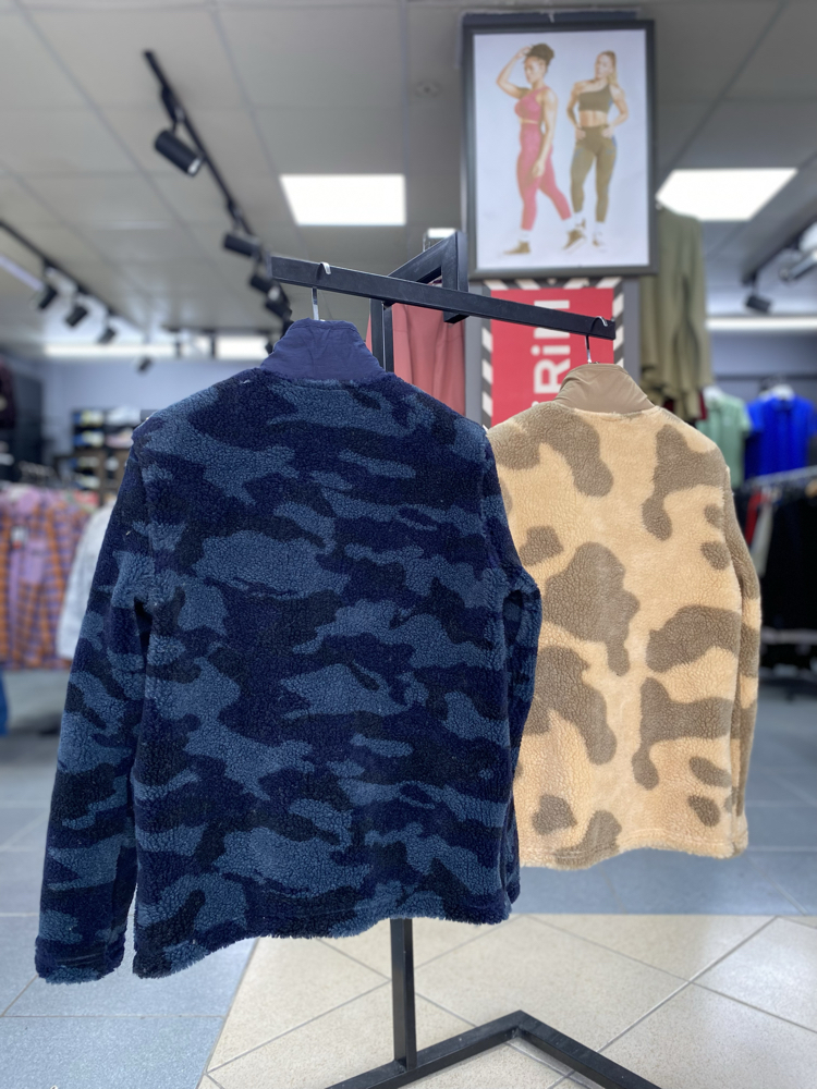 DESENLİ PELUŞ CEKET