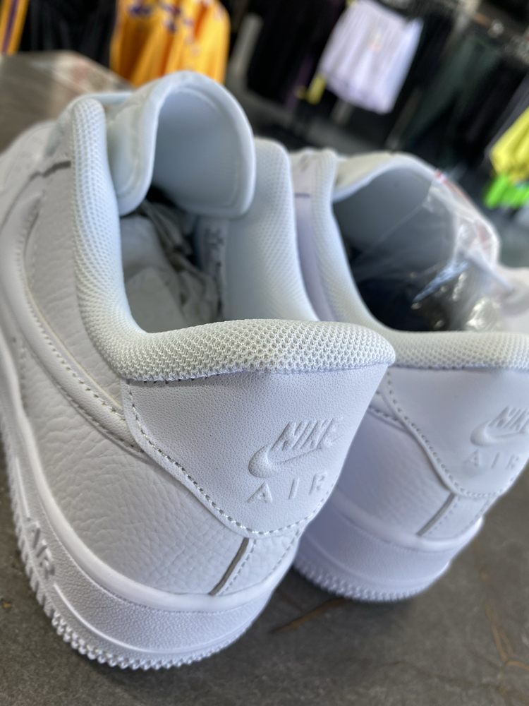 NIKE AIR FORCE-I LOW ‘82