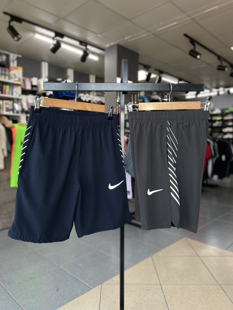 woven fabrics short