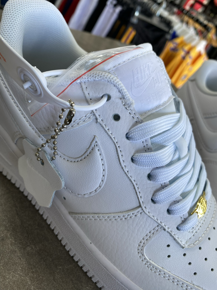 NIKE AIR FORCE-I LOW ‘82