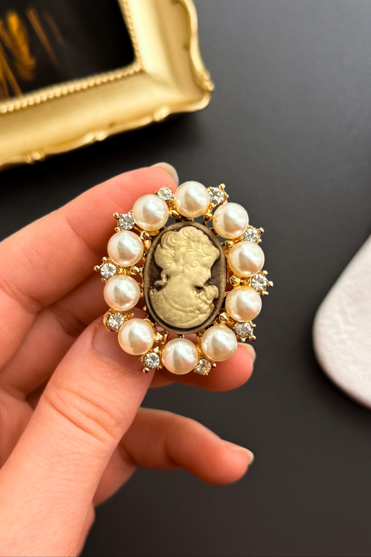 ‘CAMEO’ Vintage İnci Broş