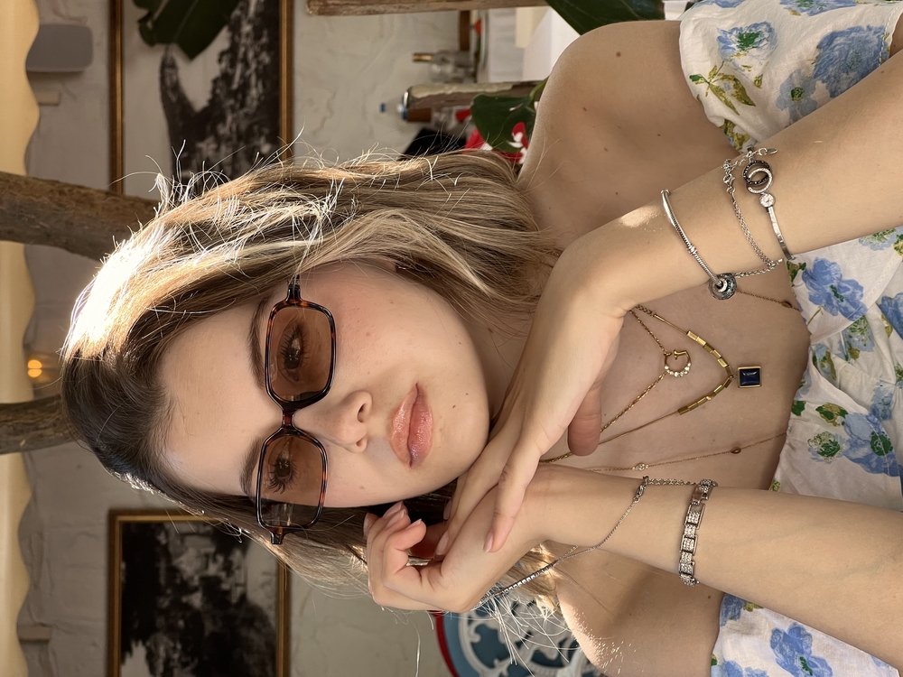 CAPRI Brown