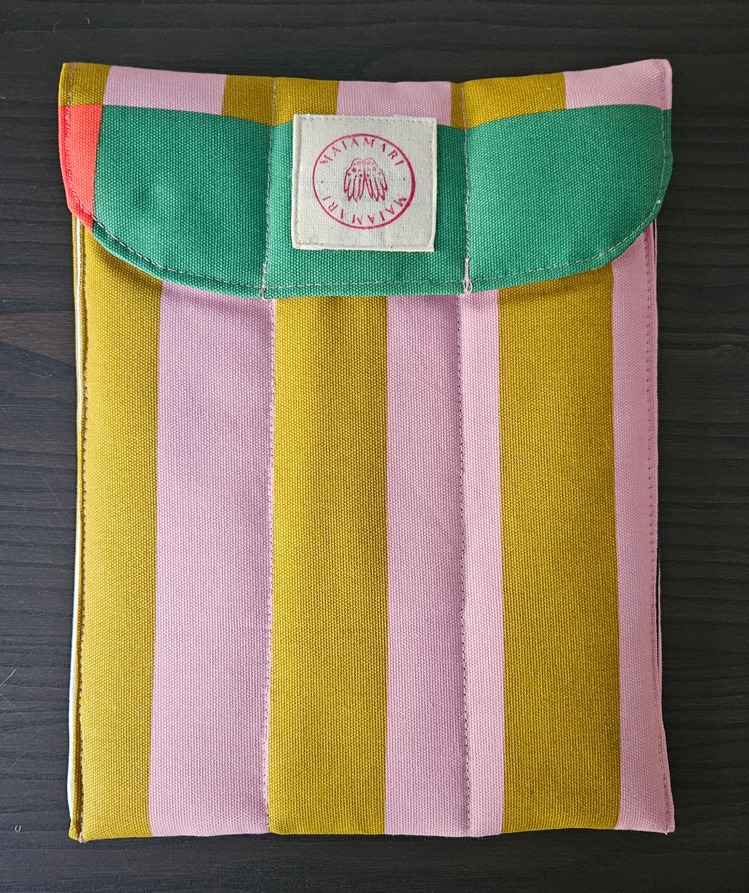 Çİzgili Puffer Tablet & Kitap Çantası