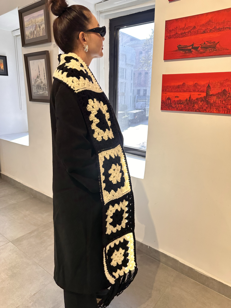 Granny Atkı