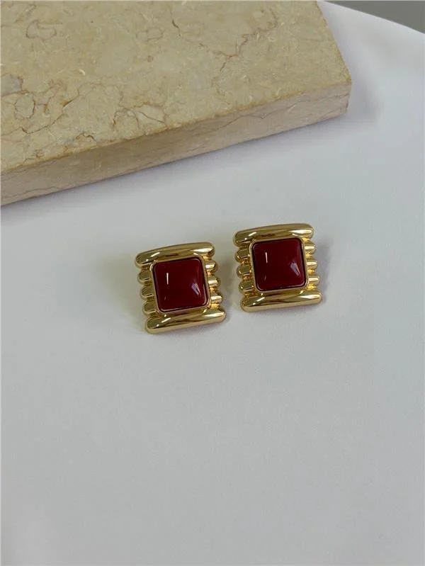 BORDO TAŞ VINTAGE KÜPE