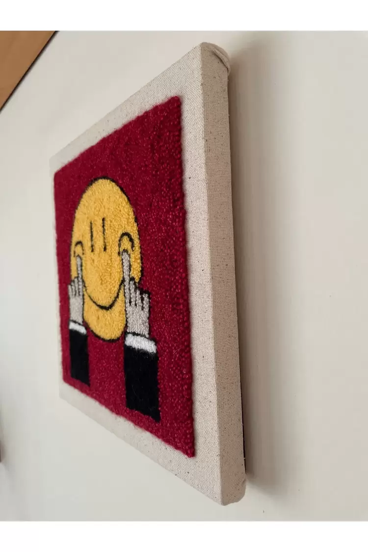 Punch Nakış İşlemeli, MDF Kapama, Gülen Surat Desenli Duvar Panosu, 25x25
