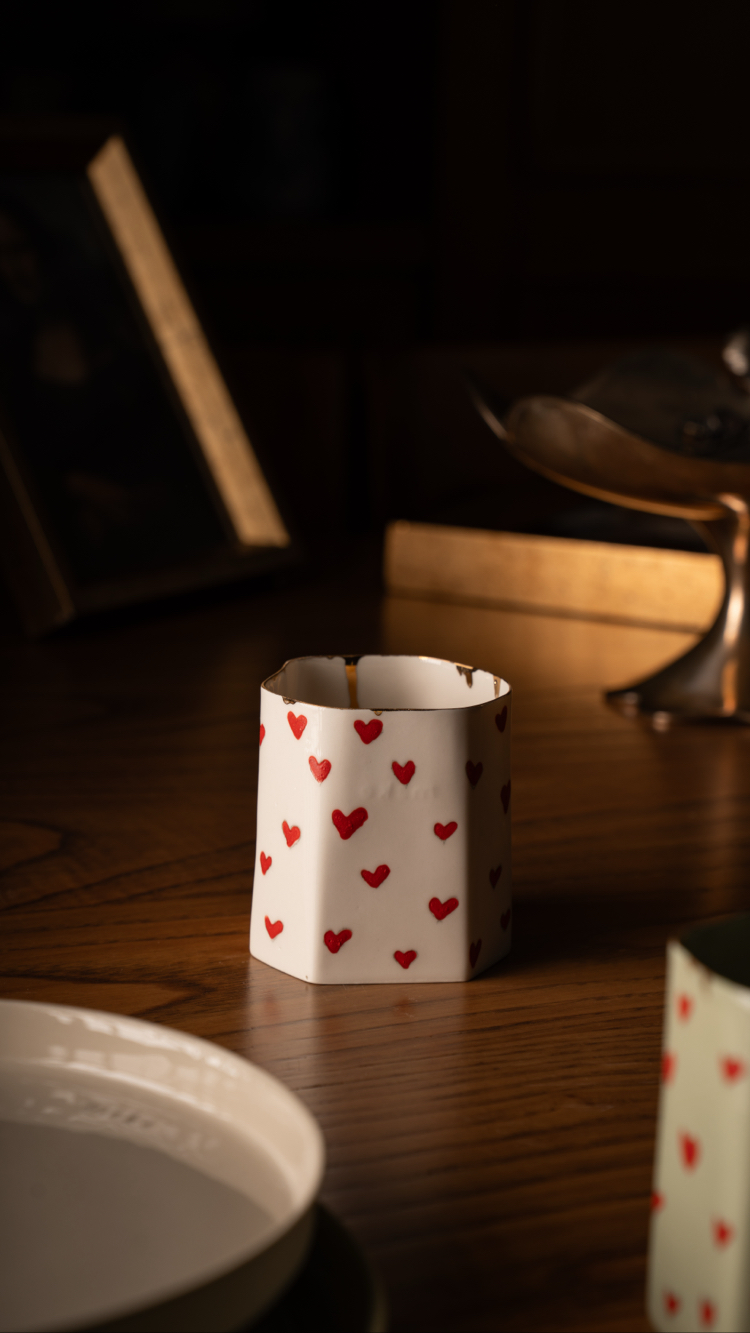 Porcelain cup