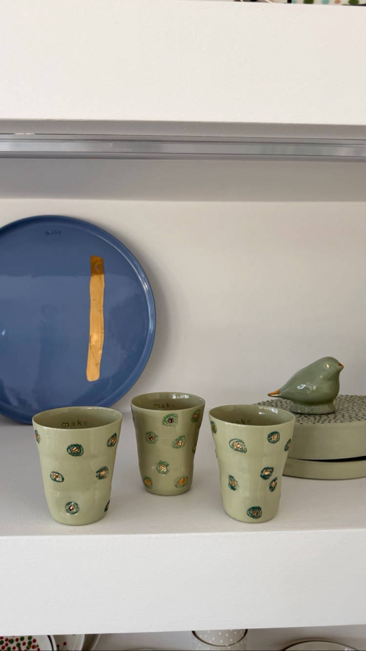 Porcelain cup