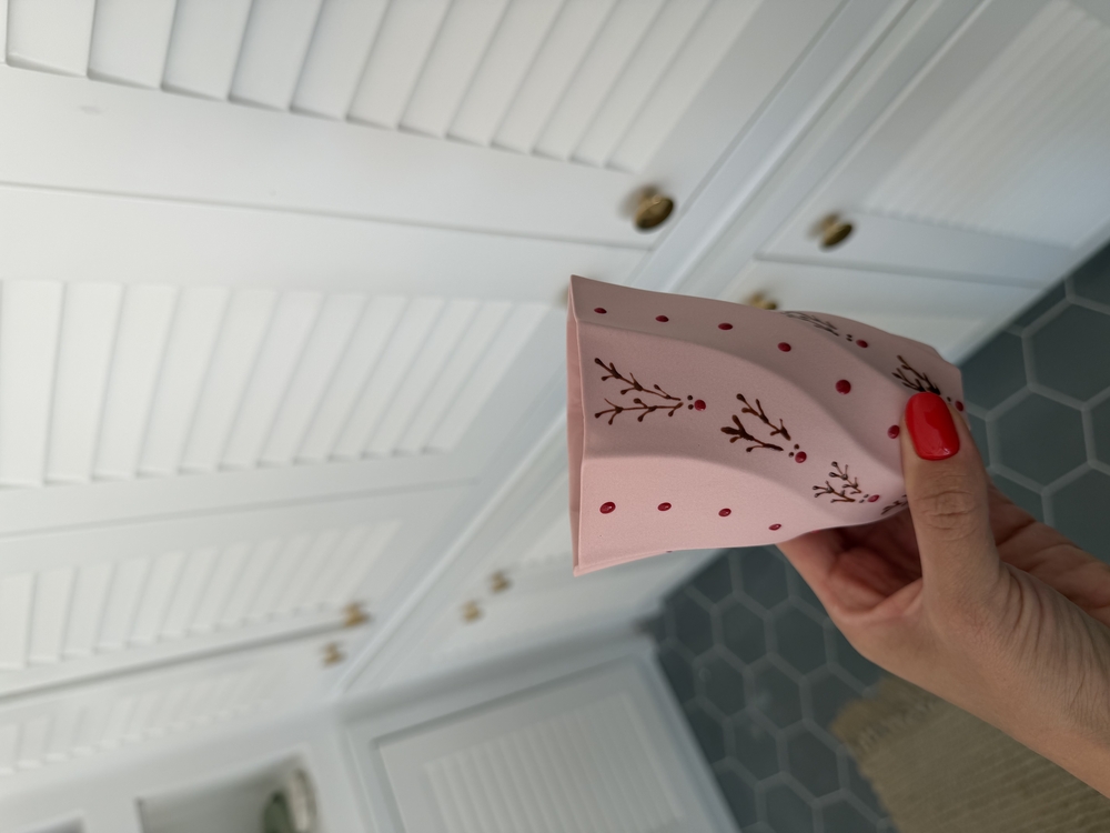 Porcelain cup 