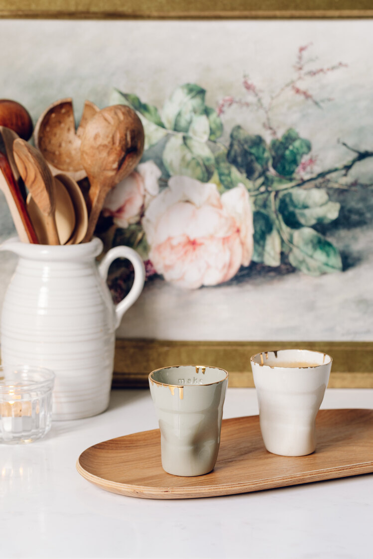 Porcelain cup