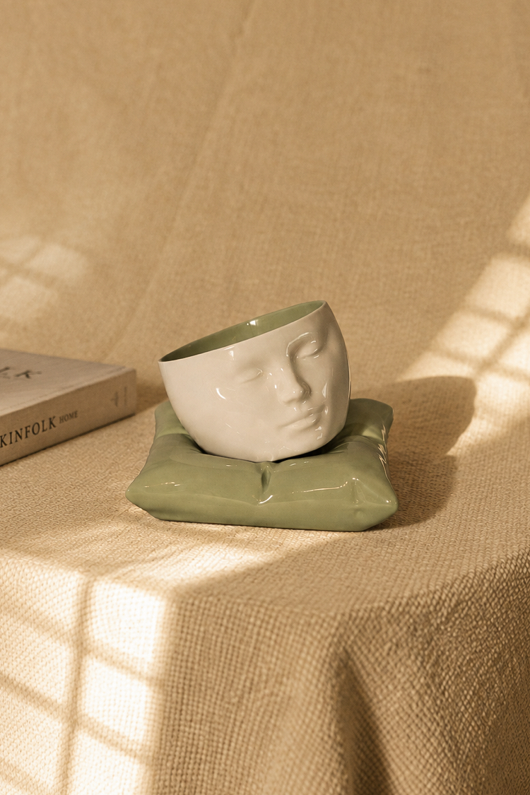 Porcelain cup
