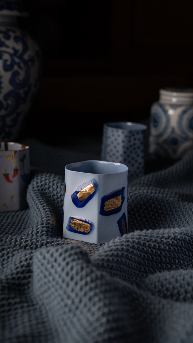 Porcelain cup 