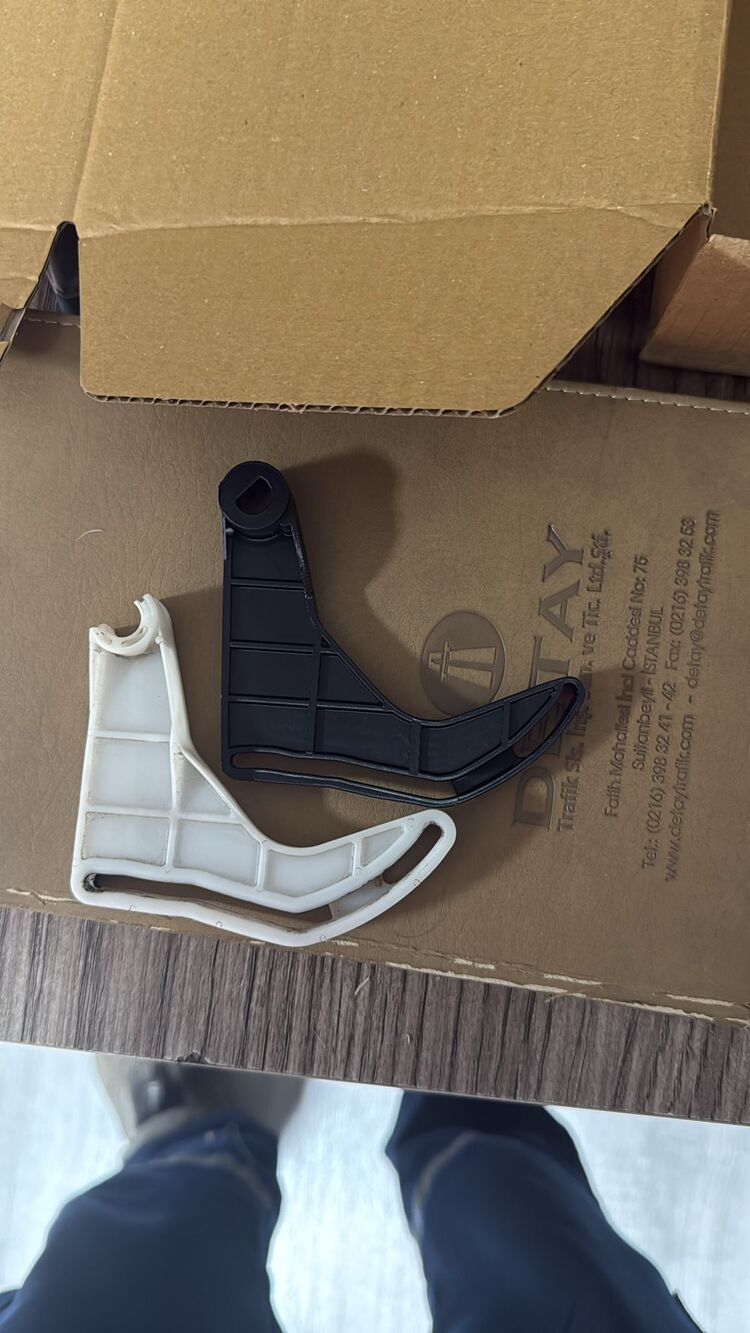 Toyota Corolla Verso (2004-2009) POM 713 87106-02030 Klima Motor Başlığı