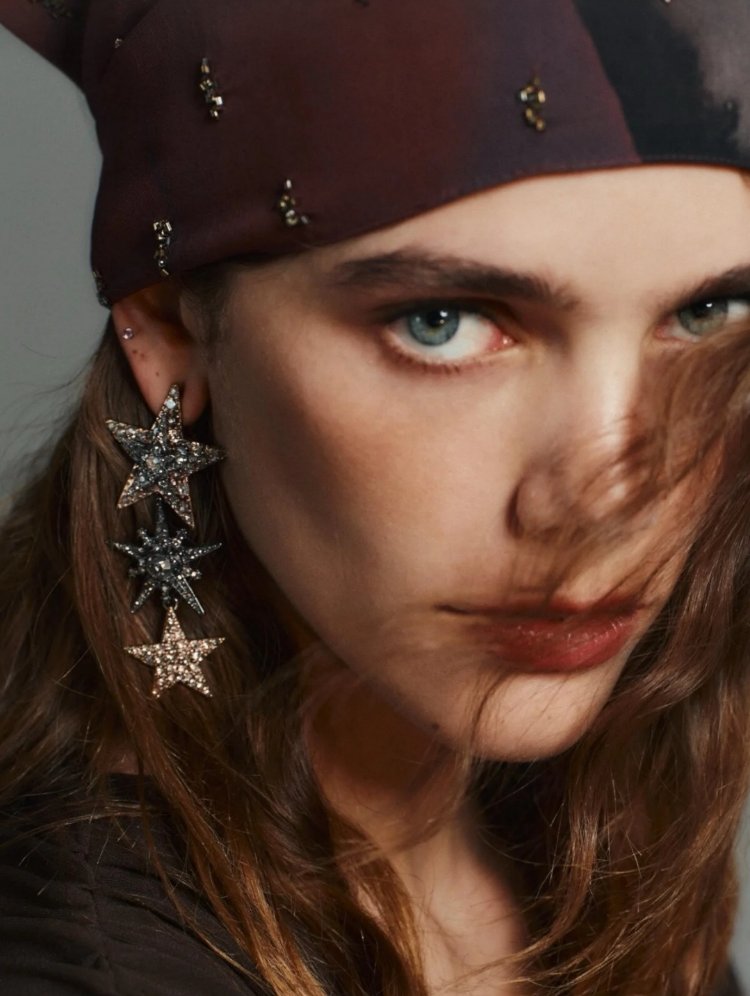 Zara model yıldız küpe