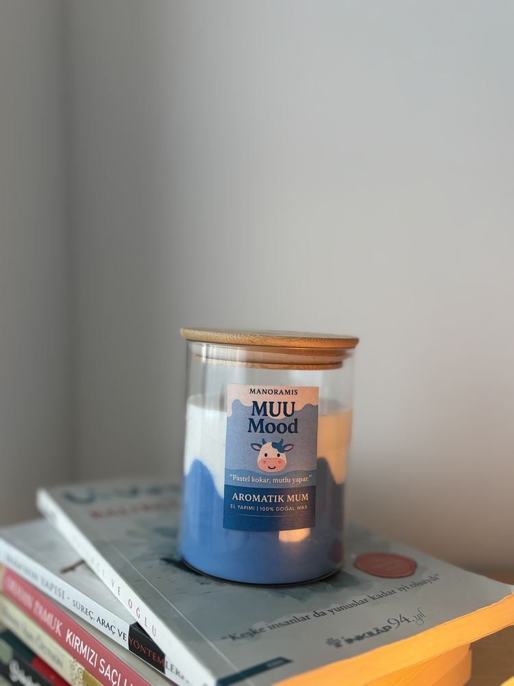 Muu Mood – Pastel Dalga Desenli Aromatik Mum 