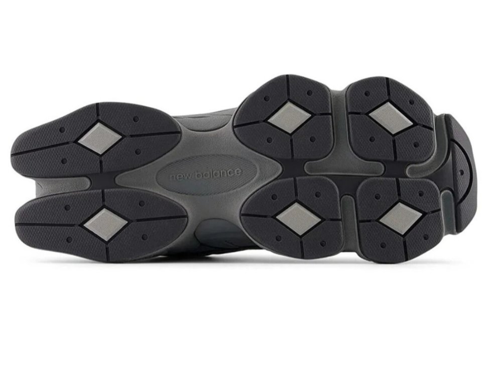 NEW BALANCE 9060 DARK GRAY 
