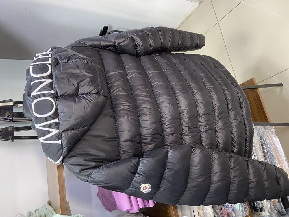 Moncler şişme mont