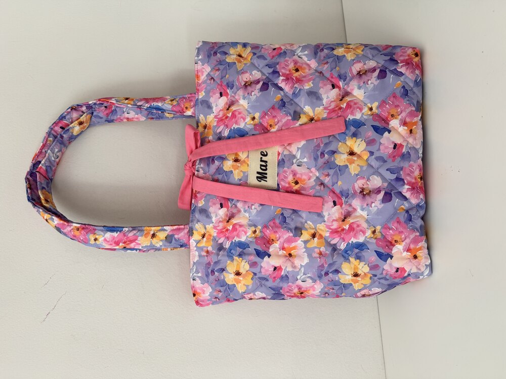 Mor pembe kapitone tote