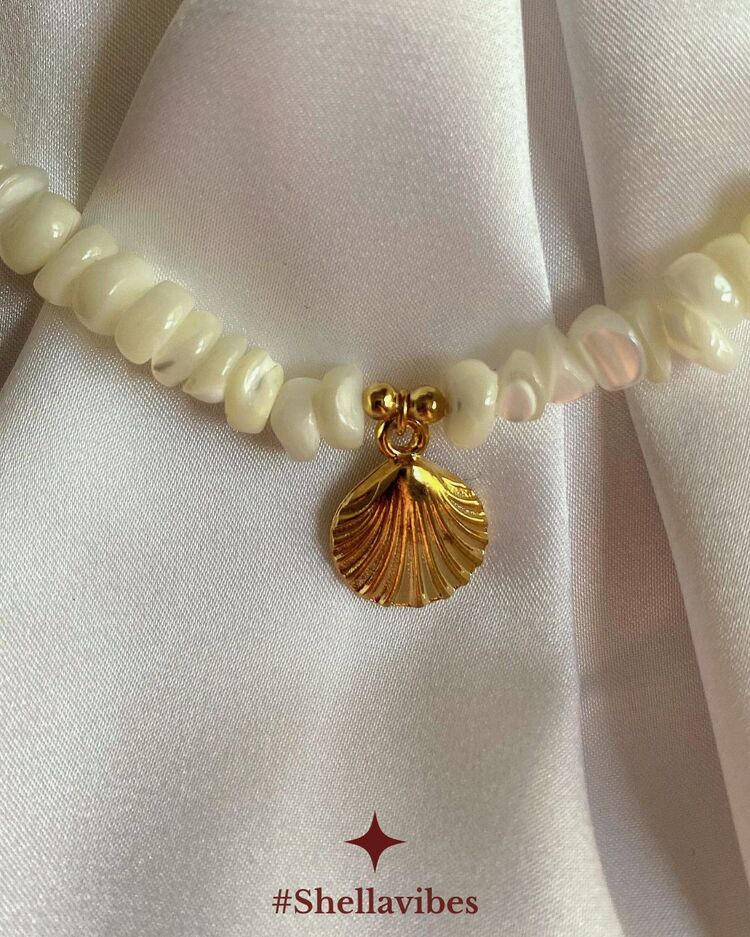 Doğal Sedef Taşlı Altın Deniz Kabuklu Shella Kolye