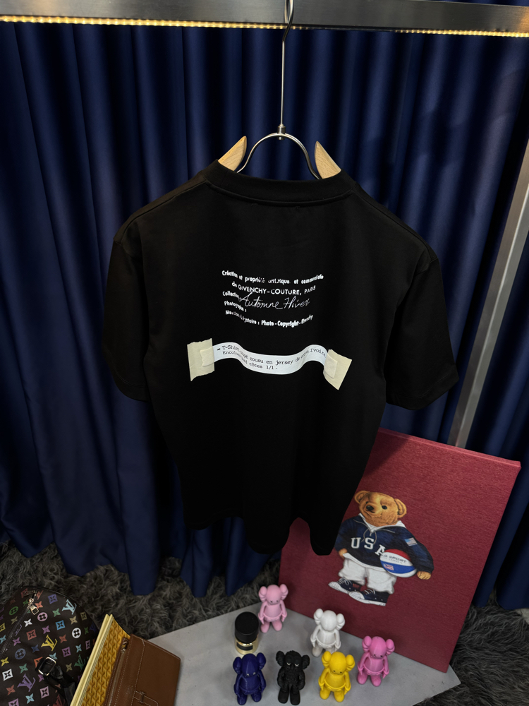 Gıvenchy Paris Premium T-Shirt (Sırt Detaylı)