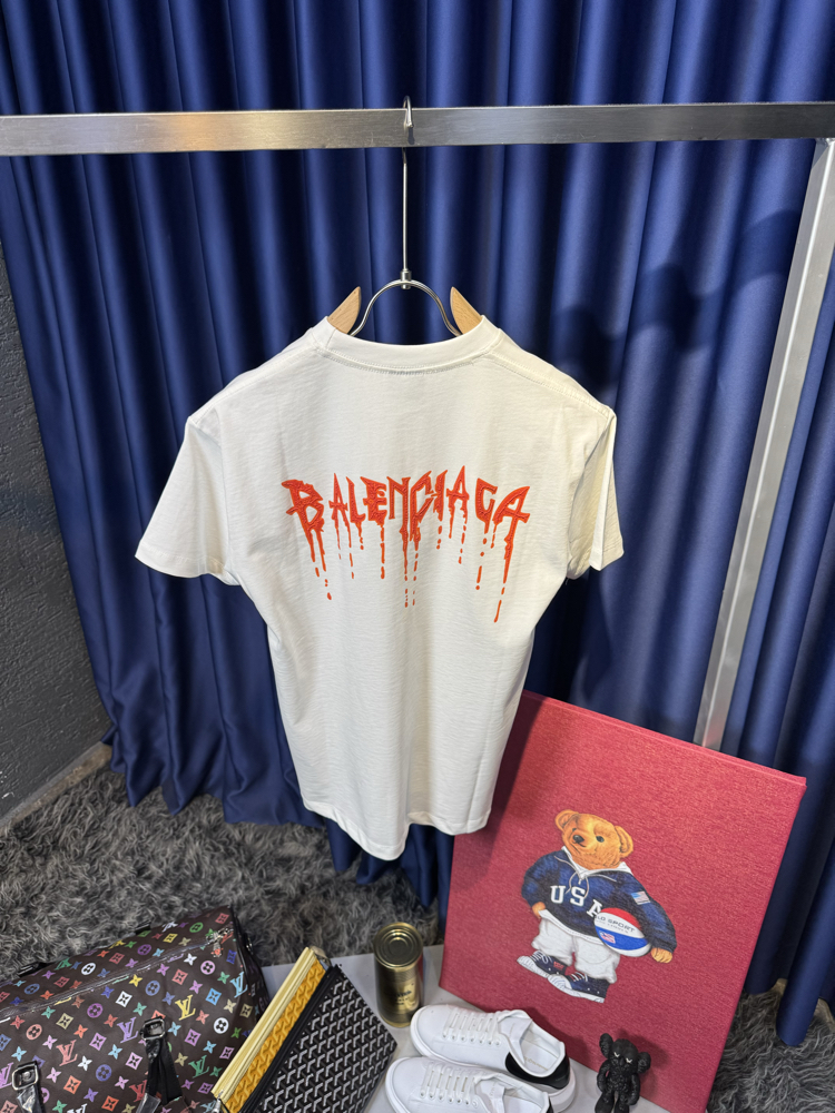 Balenciaga Premium T-Shirt