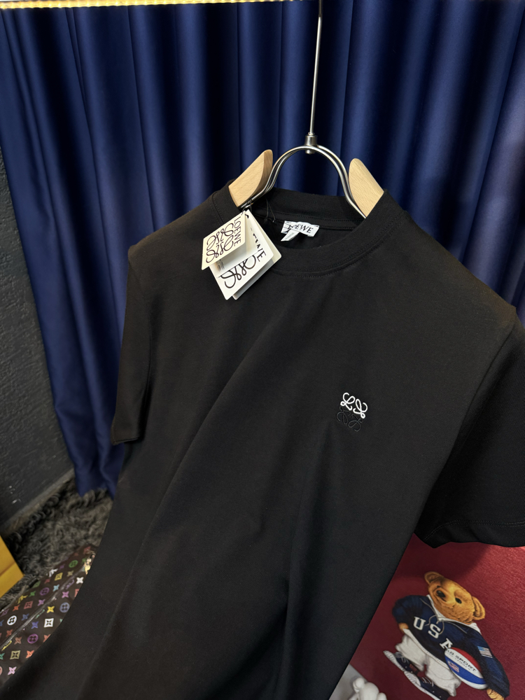 Lowe Basic Premium T-Shirt