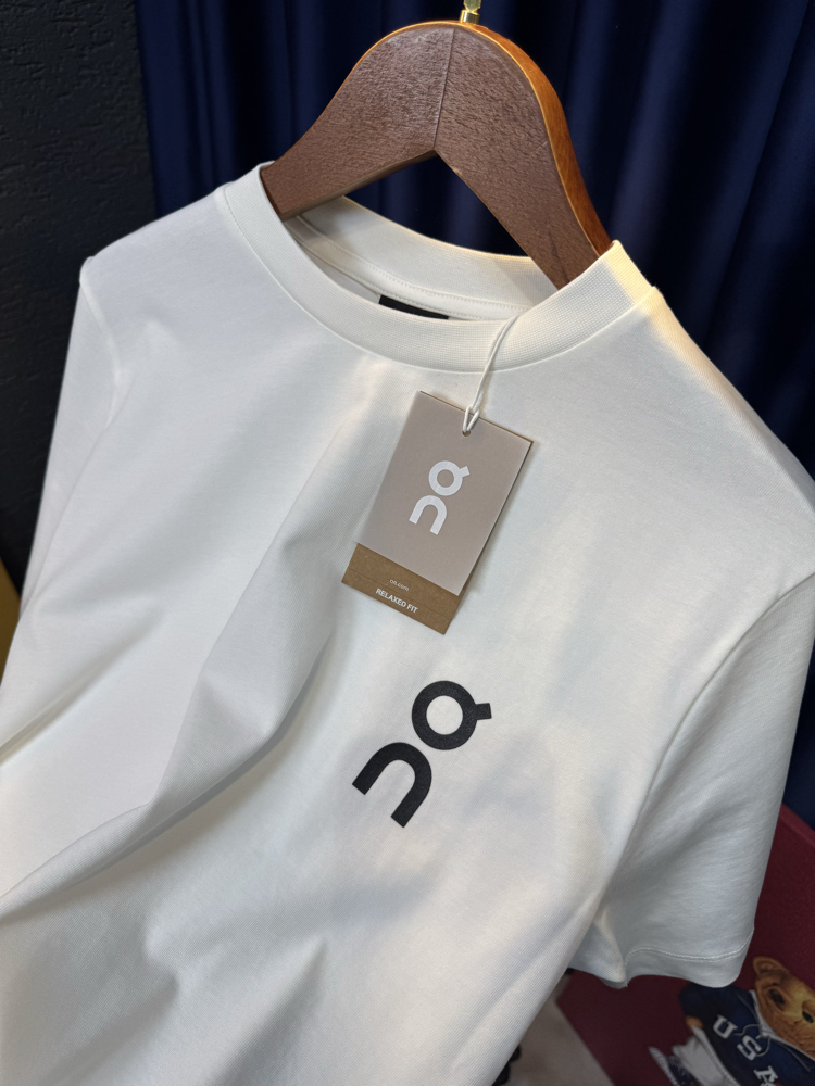On Cloud Premium T-Shirt