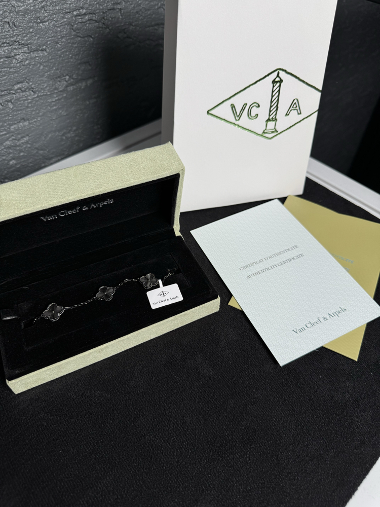 Van Cleef Siyah