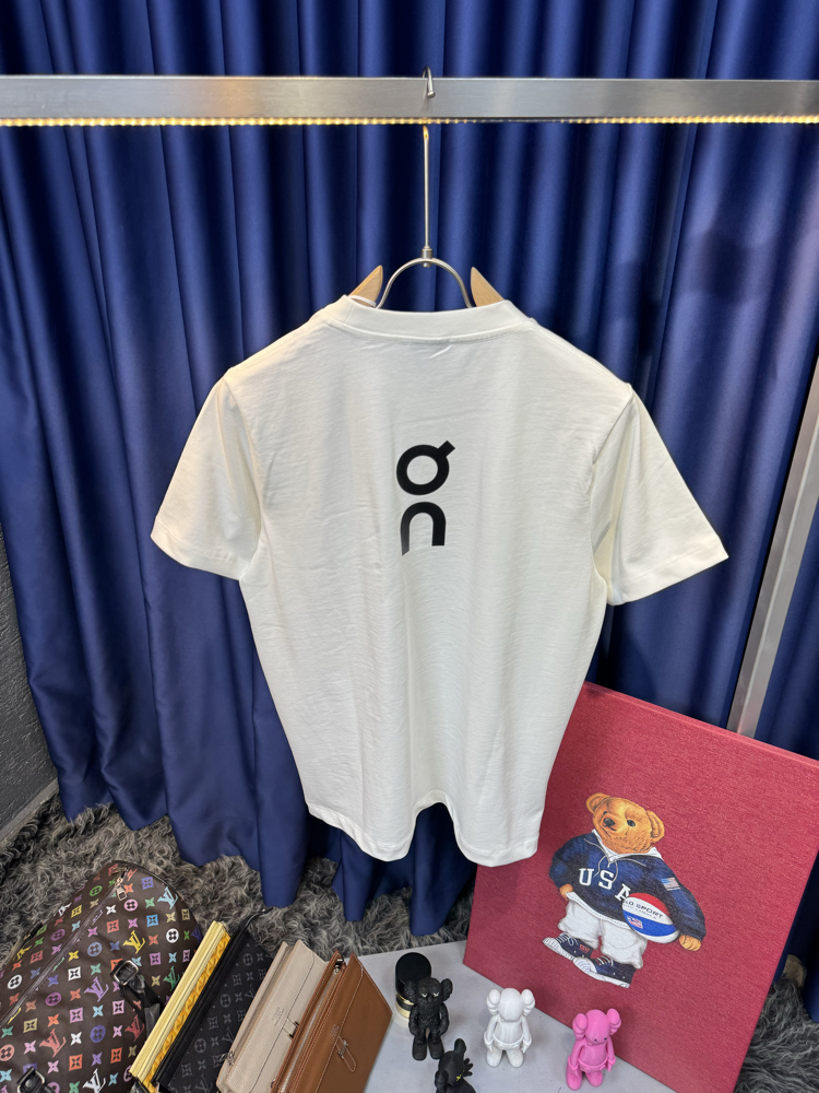 On Cloud Premium T-Shirt