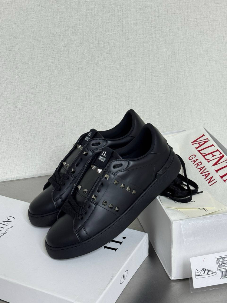 Valentino Garavani Premium Sneakers