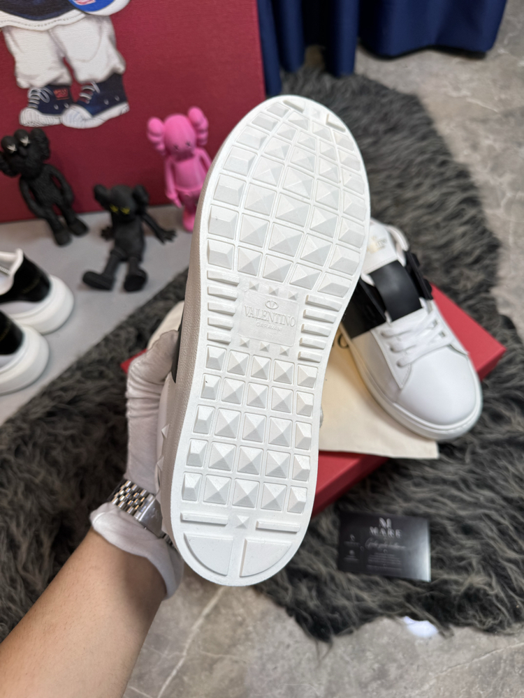 Valentino Garavani Open Premium Sneakers