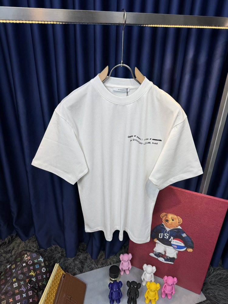 Gıvenchy Paris Premium T-Shirt (Sırt Detaylı)