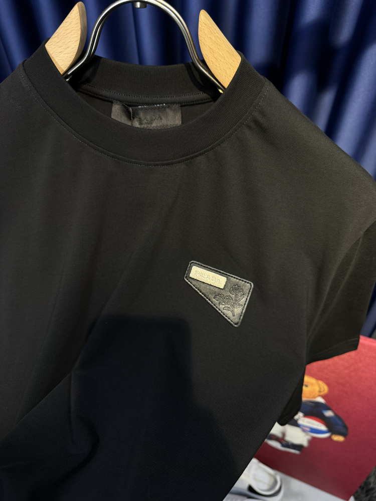 Prada Premium T-Shirt