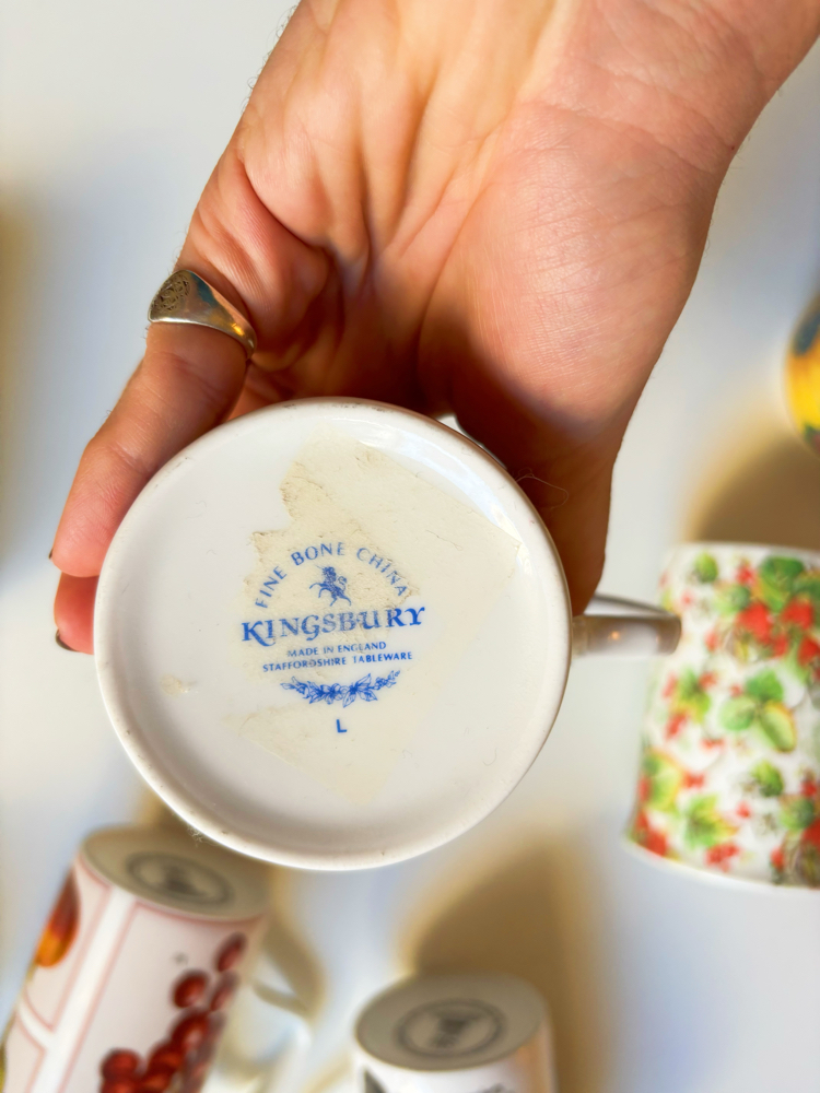 Kingsbury Staffordshire Fruity Mug