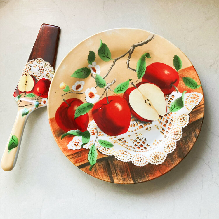 Red Apples Cake Serving Plate 