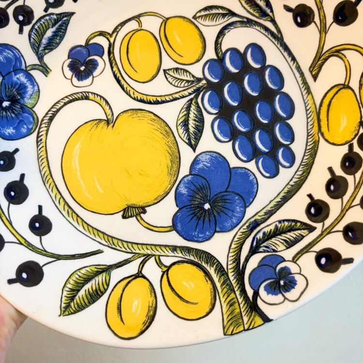 1969 Finnish Hand Painted Wall Plate by Arabia