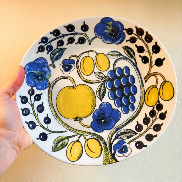 1969 Finnish Hand Painted Wall Plate by Arabia