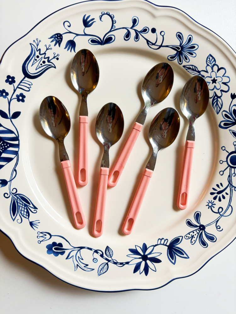 80’s Bubblegum Pink Cutlery Set 