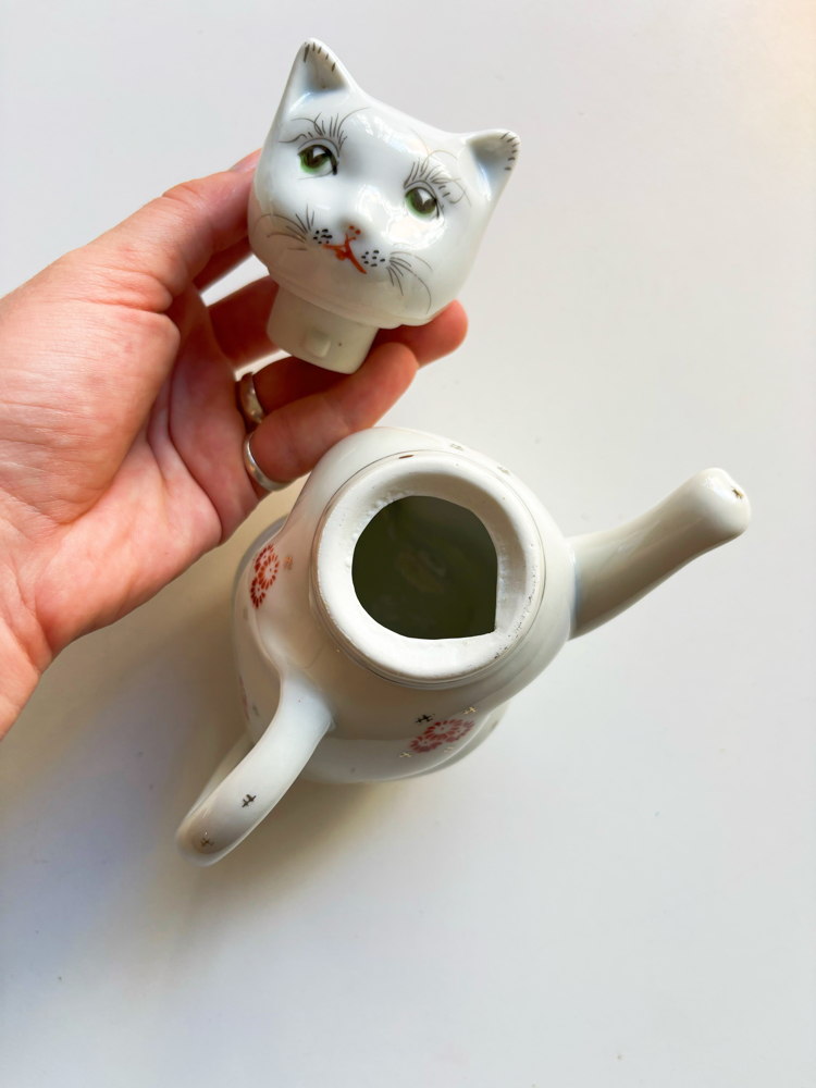 Far Eastern Porcelain Kitty Teapot 