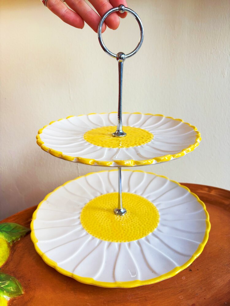 Ceramic Daisy Serving Plate