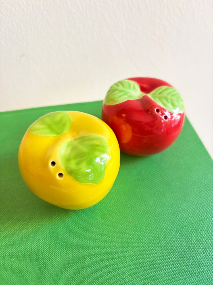 Ceramic Apples Salt and Pepper Shakers