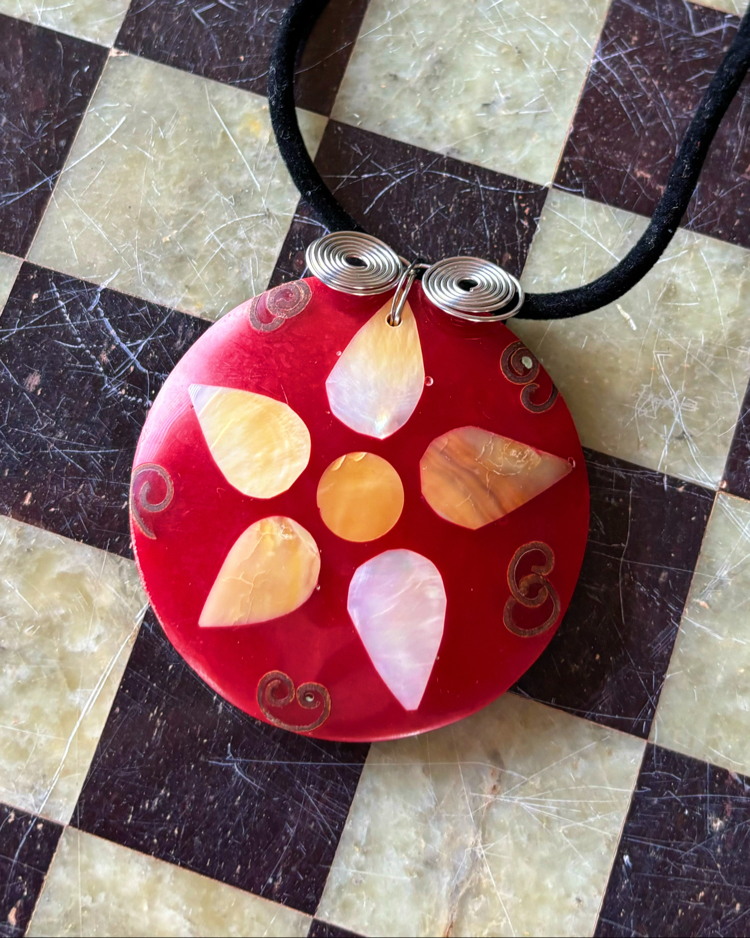 Vintage Burgundy Mother of Pearl Flower Necklace