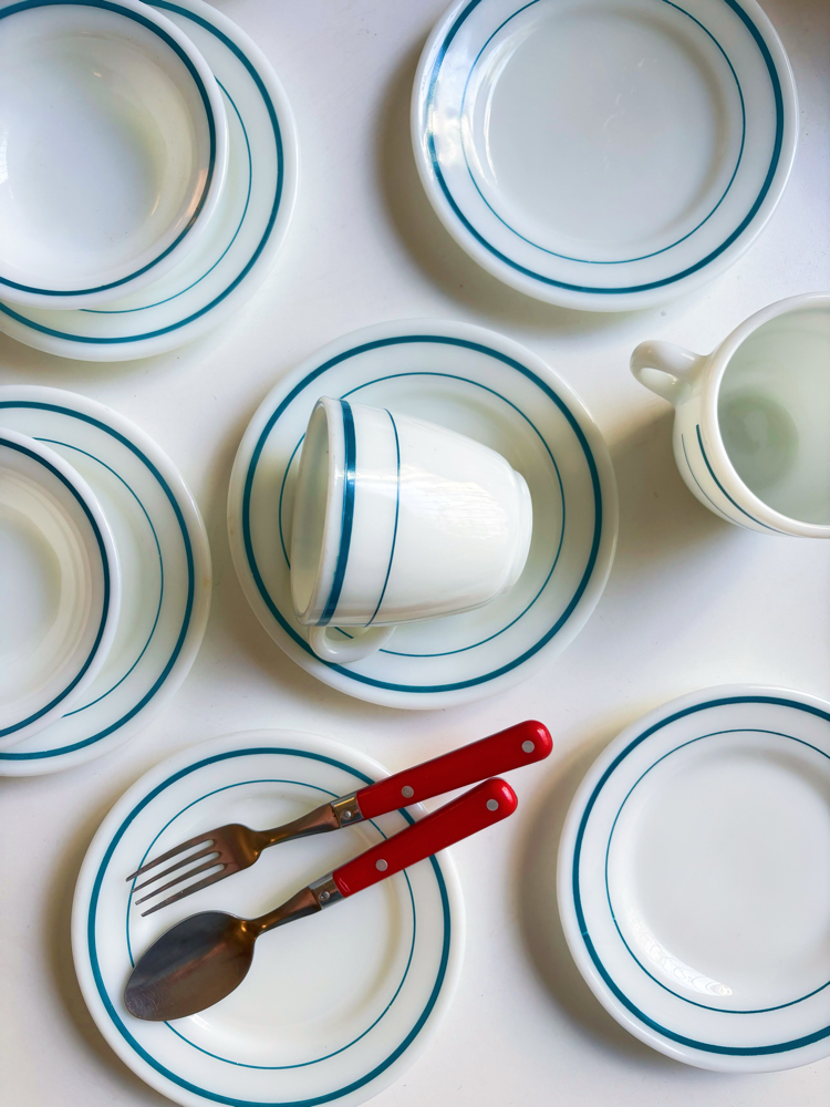 80’s American Pyrex Opaline Bowls (12 cm)
