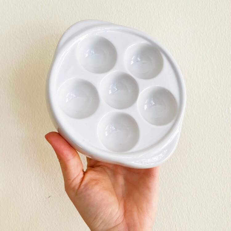 White Ceramic Chunky Egg Plate