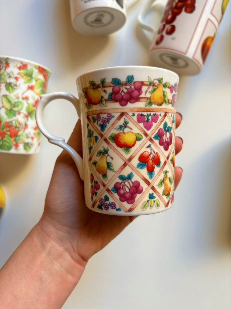 Kingsbury Staffordshire Fruity Mug