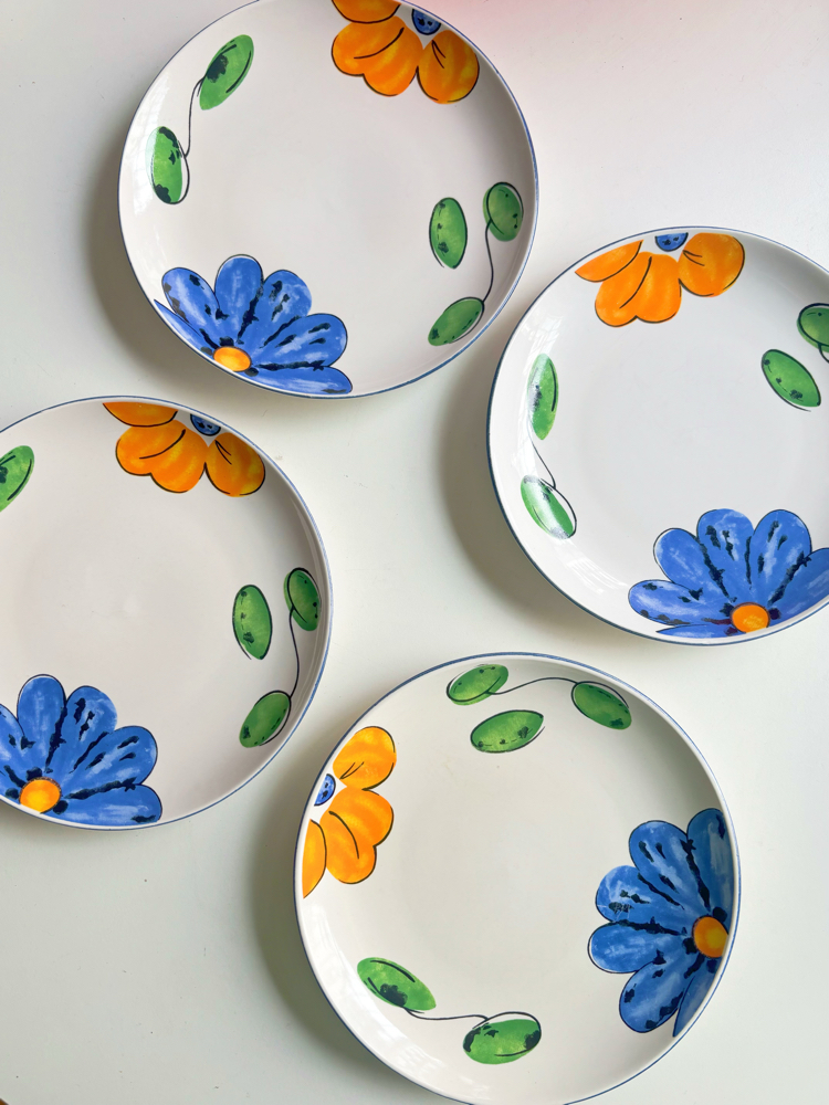 Ceramic Plates with Flower Design 
